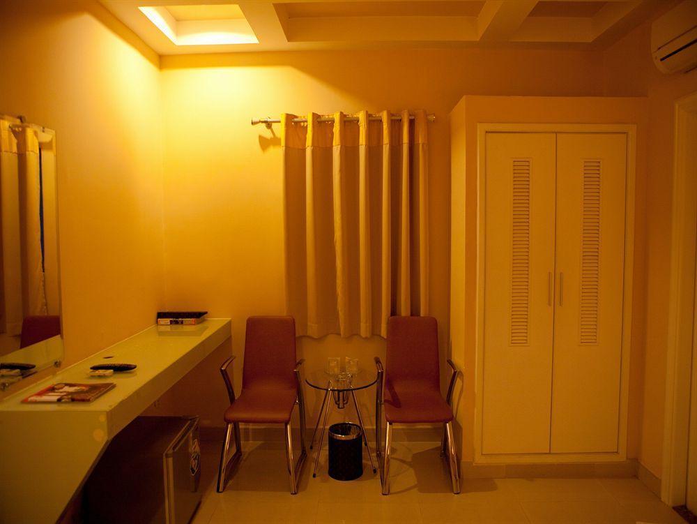 King Star Hotel Thành Pho Ho Chí Minh Esterno foto