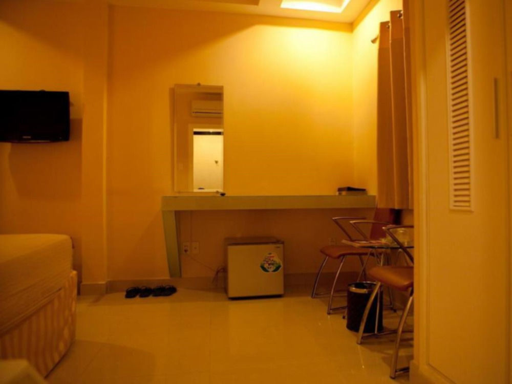 King Star Hotel Thành Pho Ho Chí Minh Esterno foto