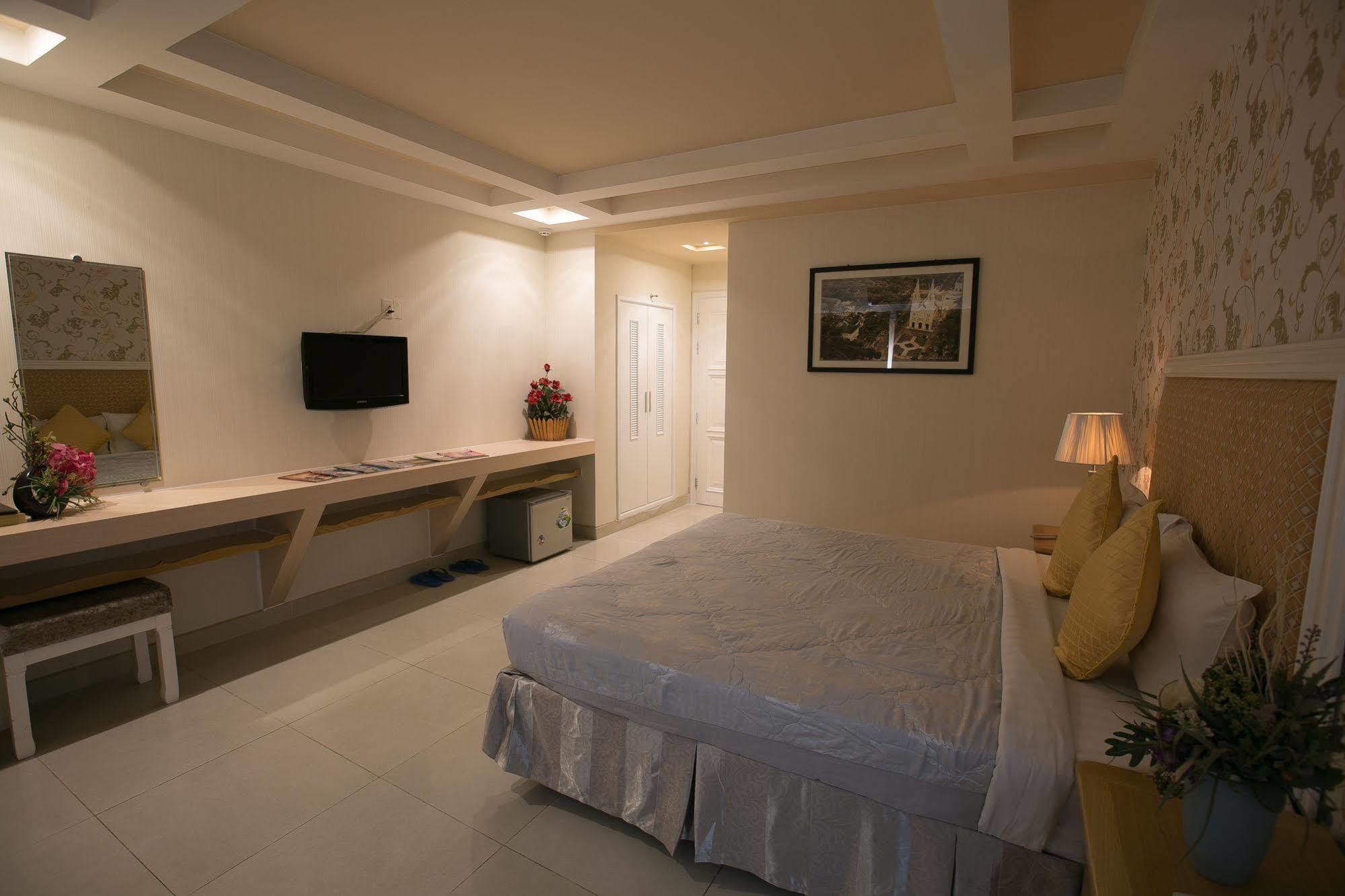 King Star Hotel Thành Pho Ho Chí Minh Esterno foto